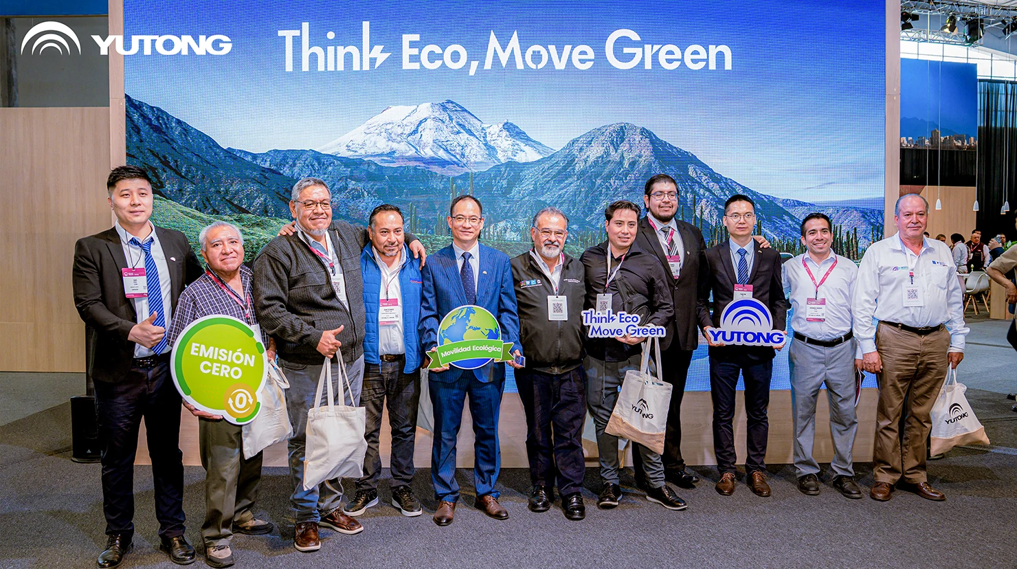 تستعرض Yutong مجموعة مركبات الطرق السريعة الشاملة في EXPO FORO 2026، مما يعزز التنقل المستدام في المكسيك 