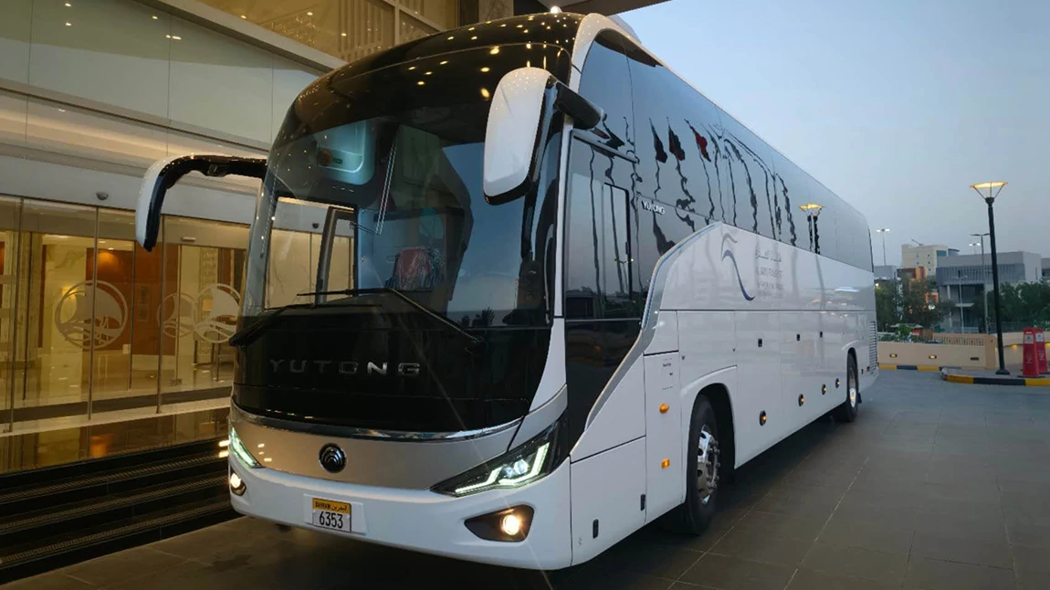 حافلة Yutong C13PRO تستعرض قدراتها في البحرين وتعزز حلول النقل الفاخر بالحافلات