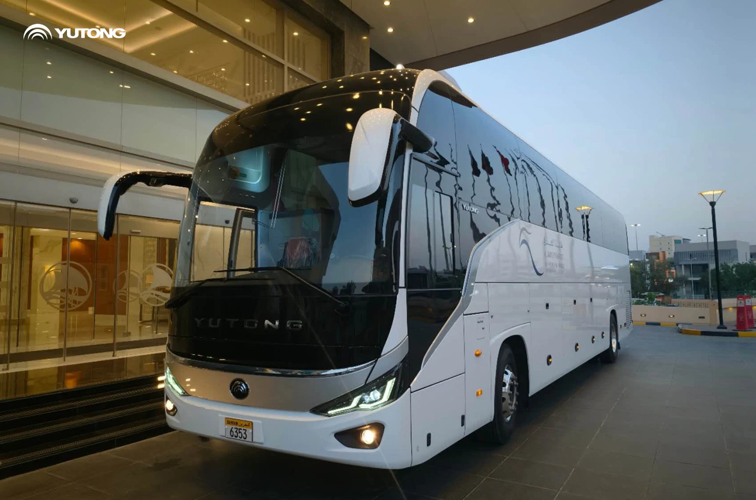 حافلة Yutong C13PRO تستعرض قدراتها في البحرين وتعزز حلول النقل الفاخر بالحافلات
