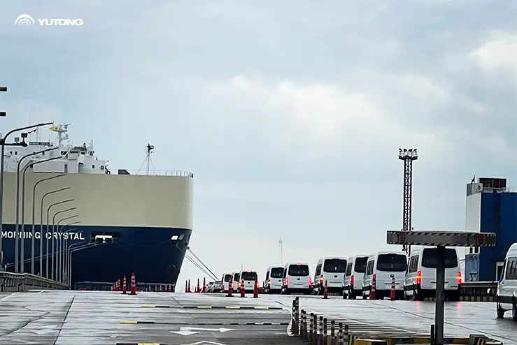 500 شاحنة V6 Vans الجديدة  من Yutong تتوجه إلى أمريكا اللاتينية